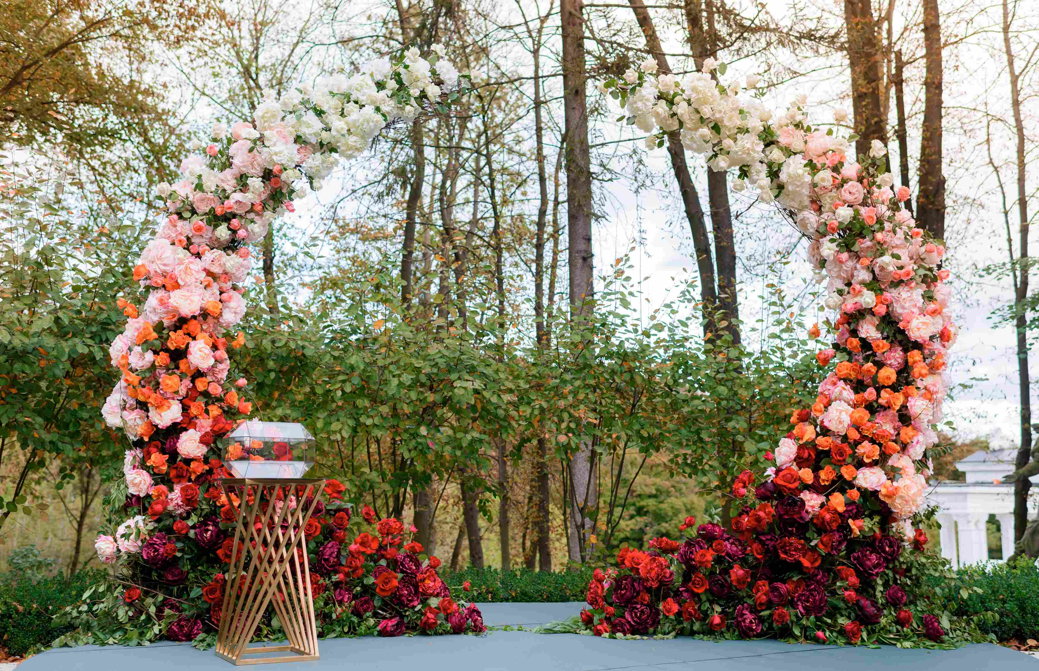 Budget-Friendly Flower Decor Ideas for Weddings and Parties image